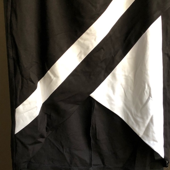 Bebe Skirt - Picture 3 of 4